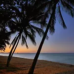 On The Beach 321 - Port Douglas