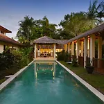 Seascape Holidays Villa 8 Surya