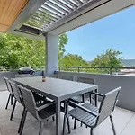 Villa On The Hill - Spacious Tropical Panorama