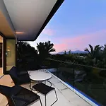 61 Murphy Street - Luxury Holiday Home