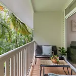 Tropic Retreat
