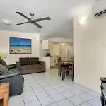 Seascape Holidays At The Queenslander