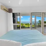 Island Point Villa 1 Port Douglas