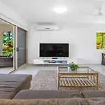 Island Point Villa 1 Port Douglas