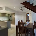 Watermark Villa 2 - 3 Bedroom Villa, Private Heated Pool