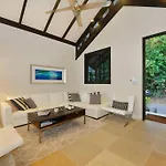 Hapuka - Luxury Villa With Stunning Views On Murphy St