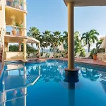 Hill Apartment No.6 - Stunning Coral Sea Views