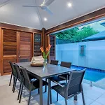 Villa 3 @ Chez Willow, 2 Mins To Four Mile Beach
