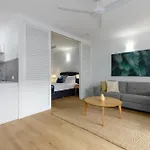 Apartment 4 At Palm Villas