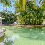 Apartment 4 At Palm Villas