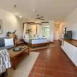 Bella Vista