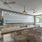 Beachside Apartments