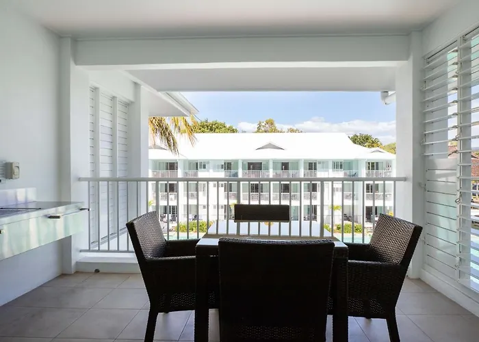Beach Club Port Douglas 3 Bedroom Penthouse