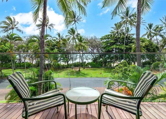 Seascape Holidays At Beachfront Terraces