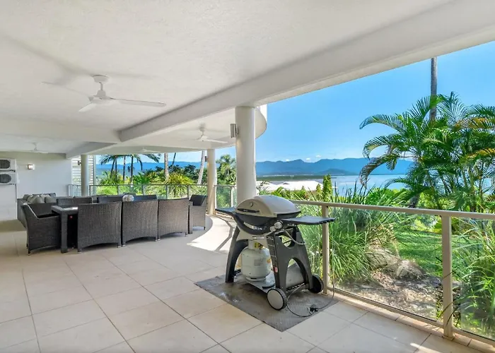Island Point Villa 1 Port Douglas