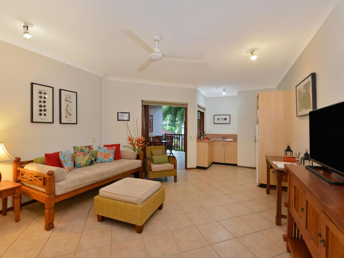 Poolside @ Hibiscus Apartment Port Douglas