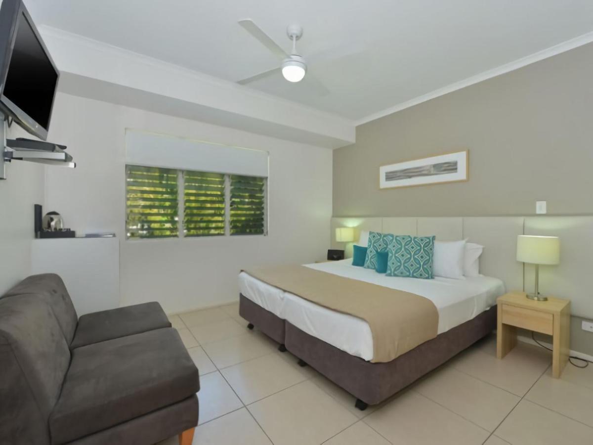 Apartment Ocean Sounds 2 Bedroom