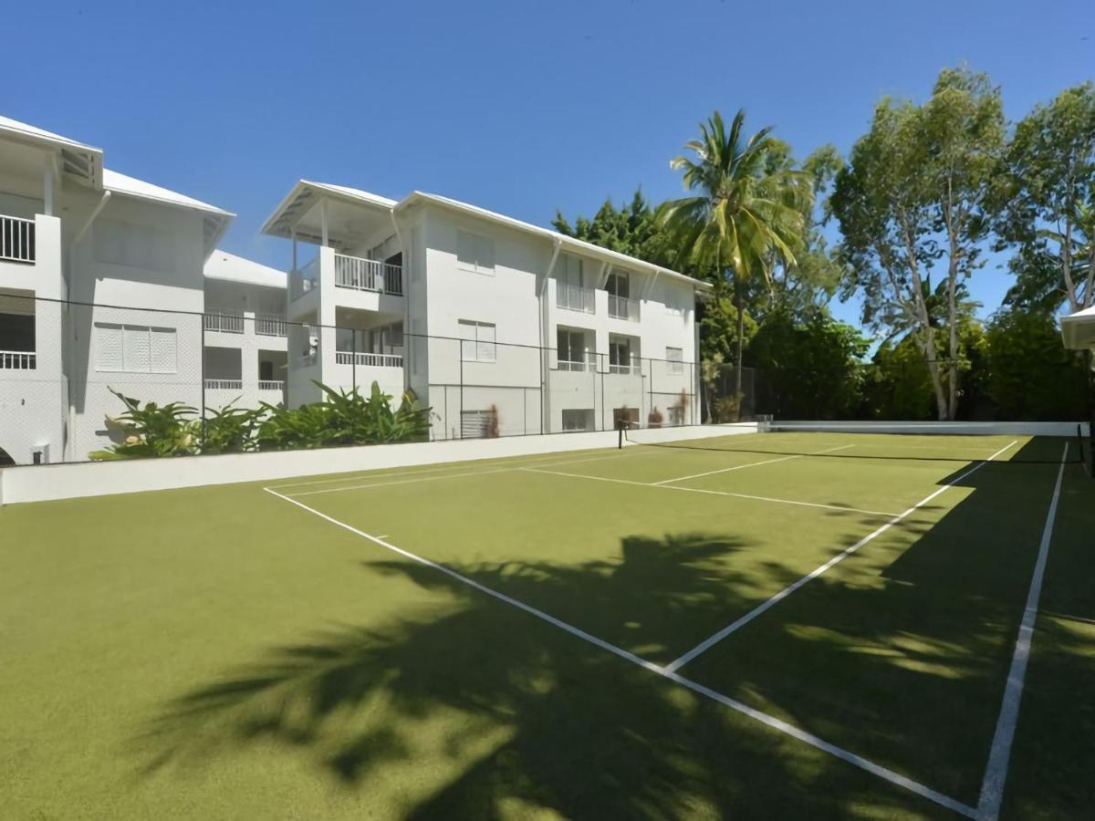 Ocean Sounds 2 Bedroom Apartment *