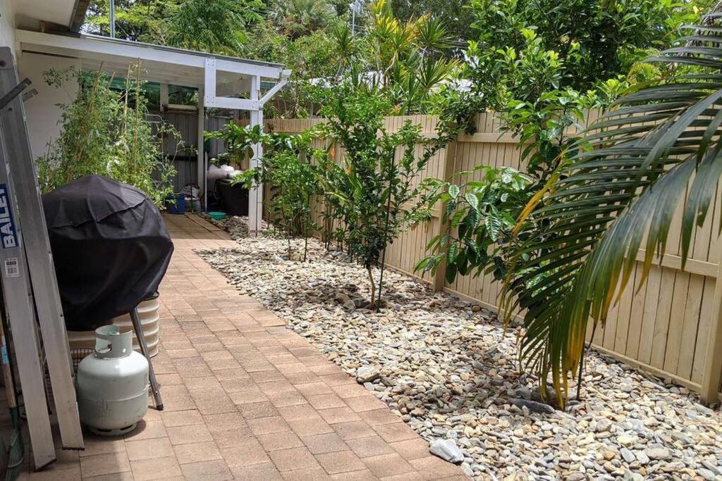 Tropical Getaway With Private Pool 100m From Beach * Port Douglas