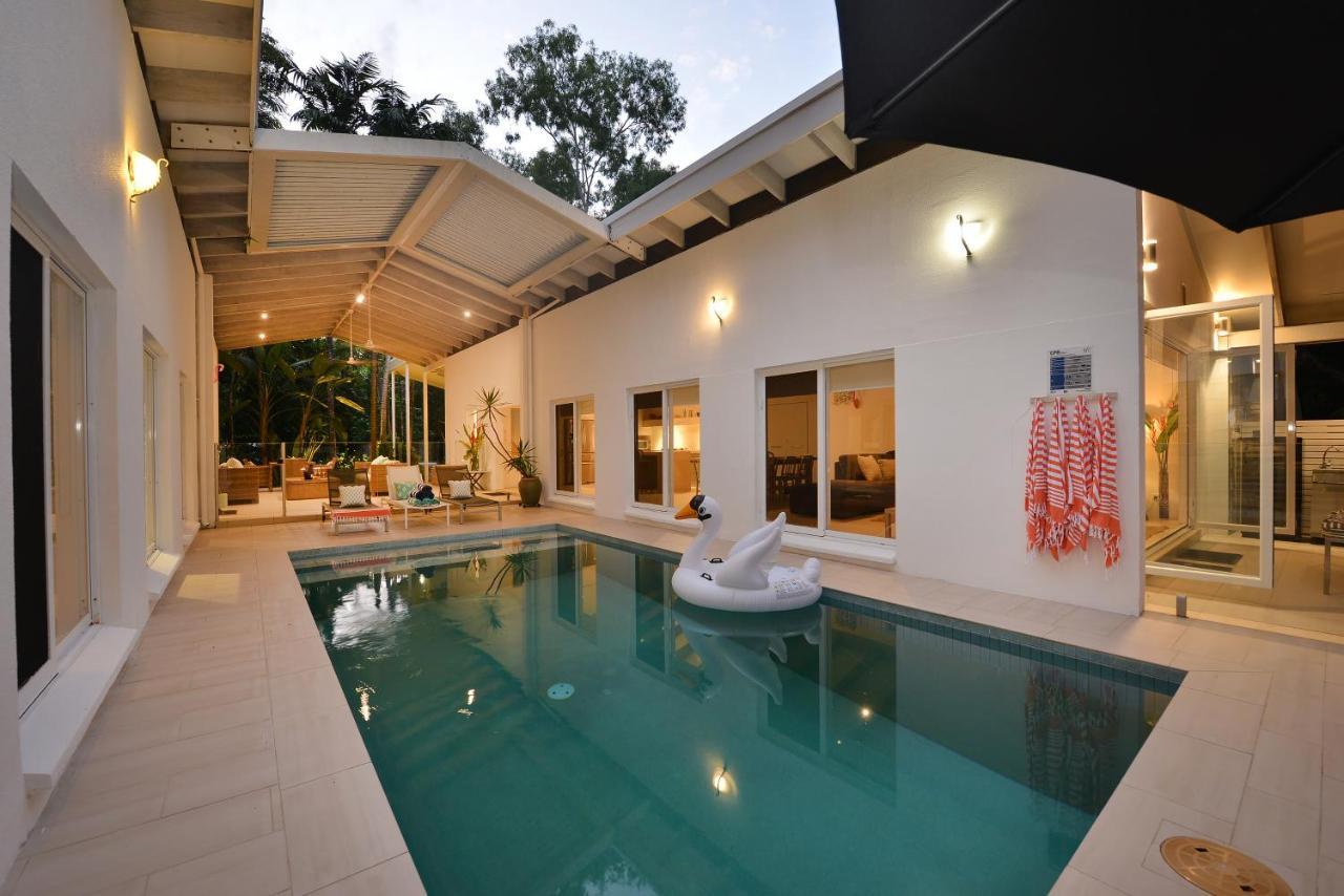 Pavilions In The Palms Heated Pool Short Path To Five Bedrooms Sleeps 14 Holiday home Port Douglas
