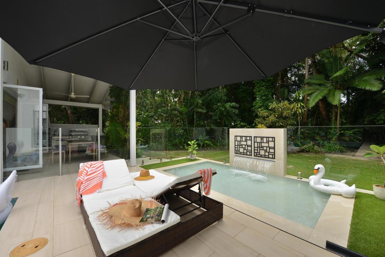 Pavilions In The Palms Heated Pool Short Path To Five Bedrooms Sleeps 14 Holiday home *
