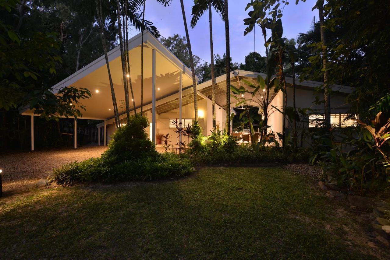 Holiday home Pavilions In The Palms Heated Pool Short Path To Five Bedrooms Sleeps 14 Port Douglas