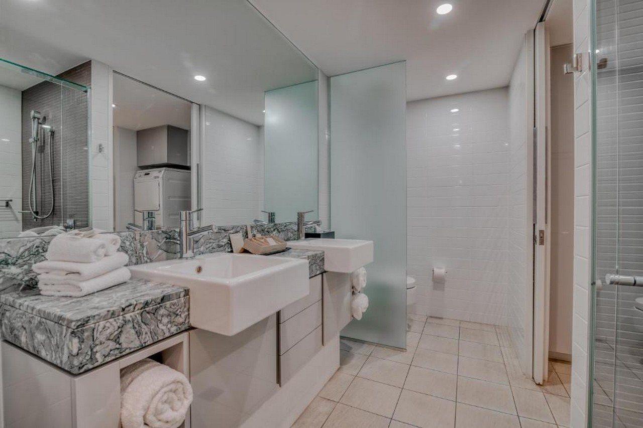 Coconut Grove Aparthotel