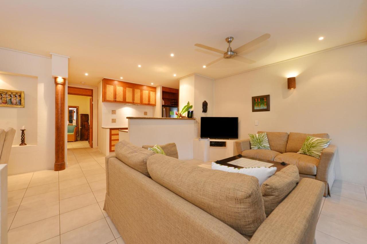 Seascape Holidays 8 Surya Apartment Port Douglas