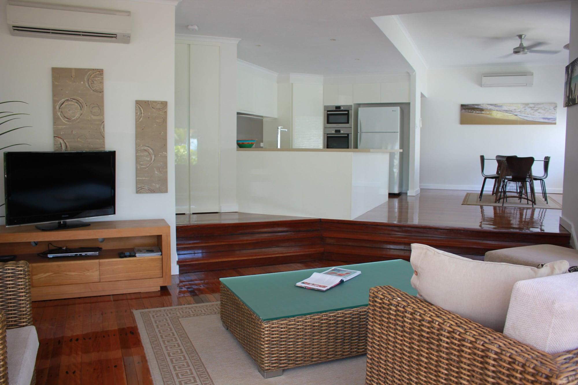 Beaches - Official Onsite Reception & Check In 4*