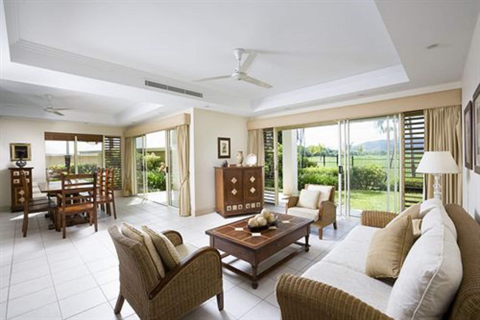 Paradise Links 4*