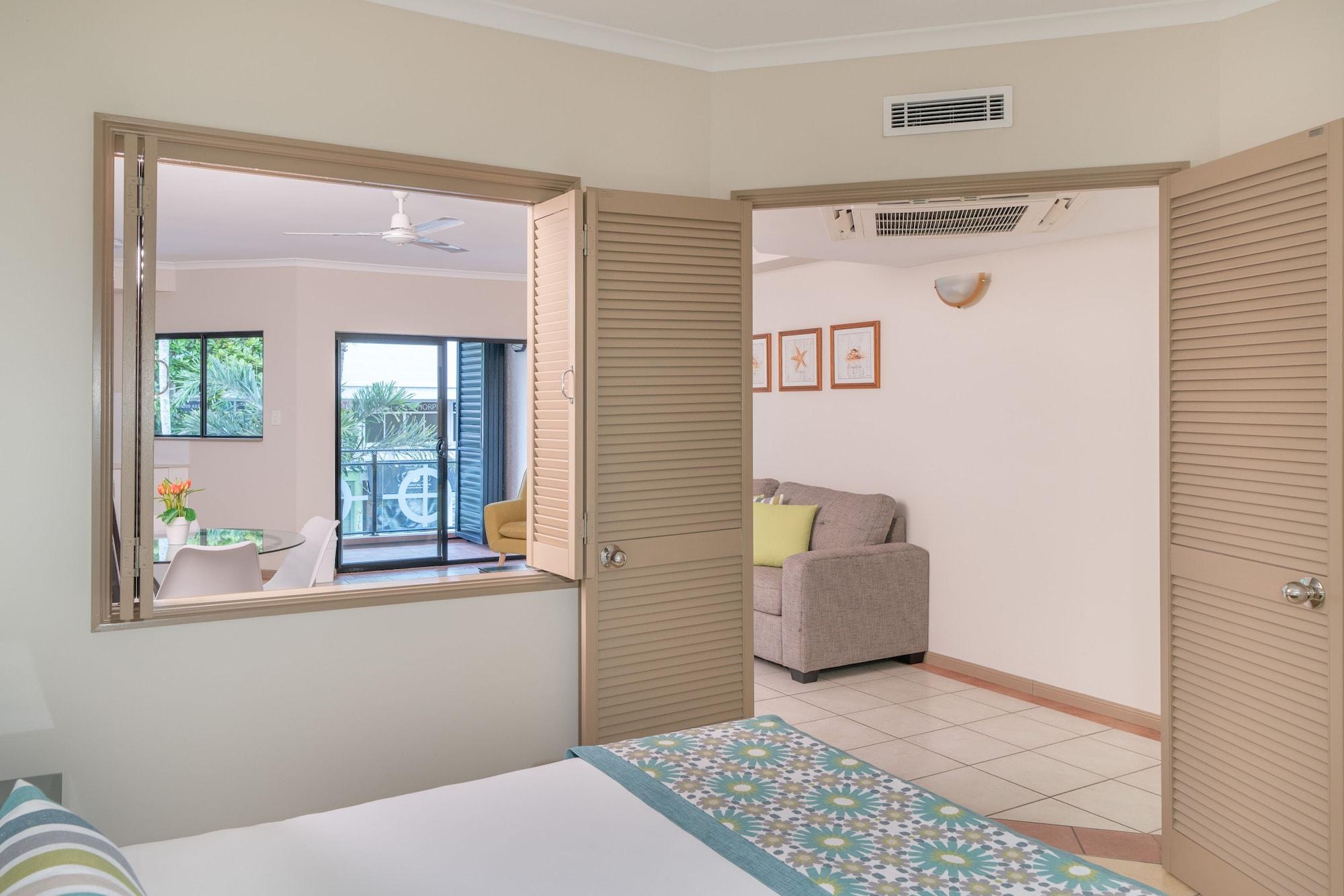 Regal Aparthotel 4*