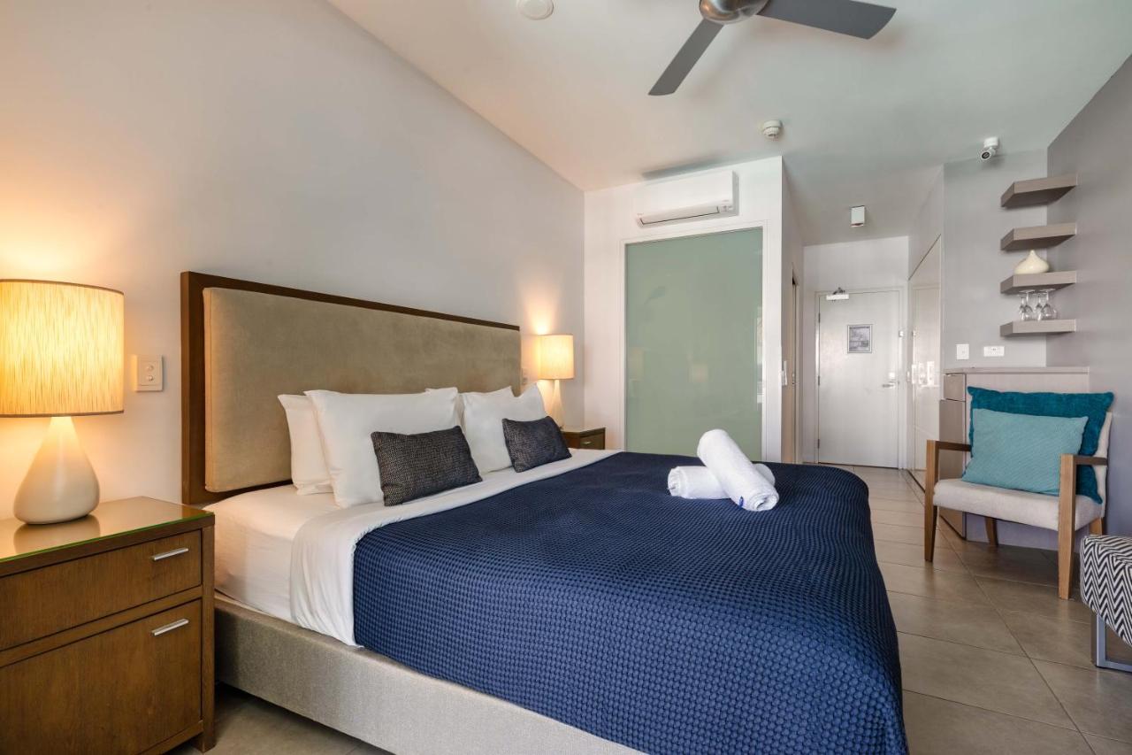 Club 3 Bedroom Penthouse Apartment *