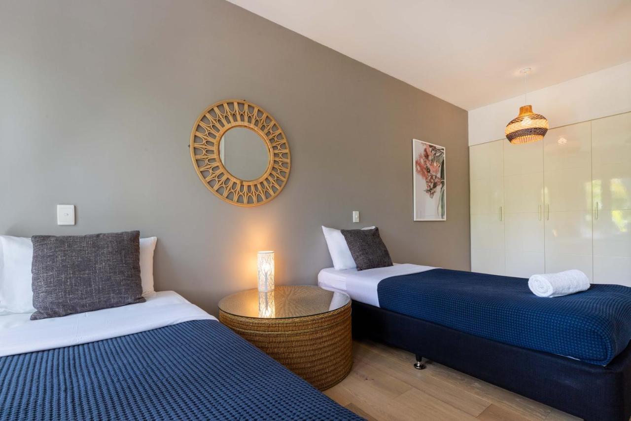 Club 3 Bedroom Penthouse Apartment *