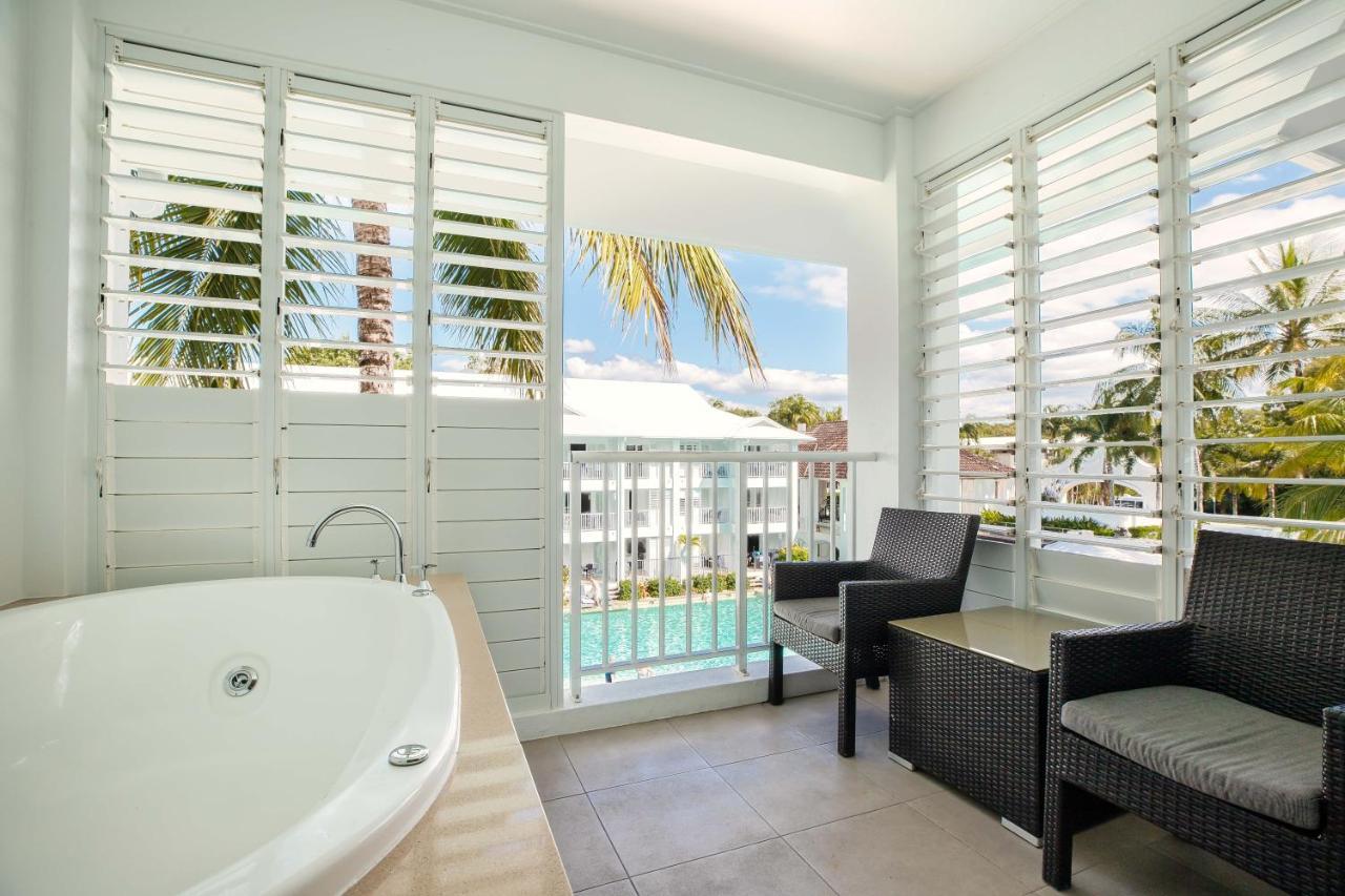 Club 3 Bedroom Penthouse Port Douglas