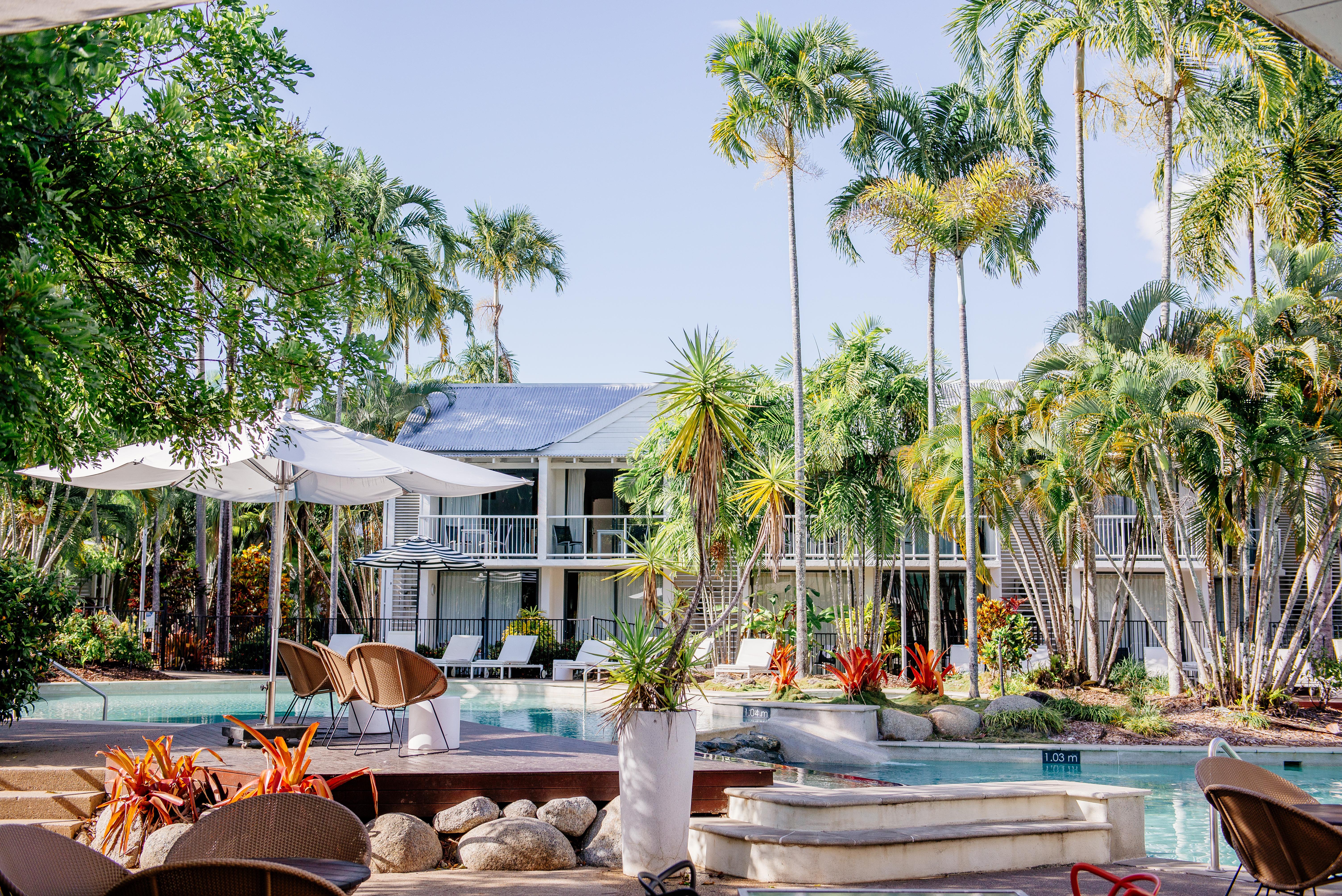 Resort Oaks