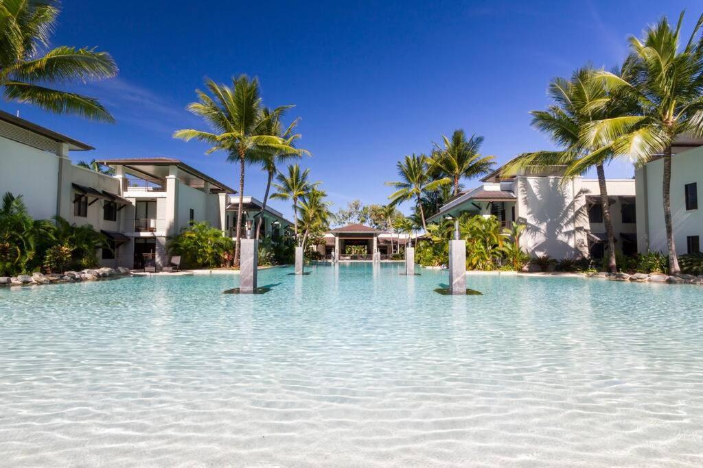 175 Temple 2 Bedroom Swimout Apartment Port Douglas