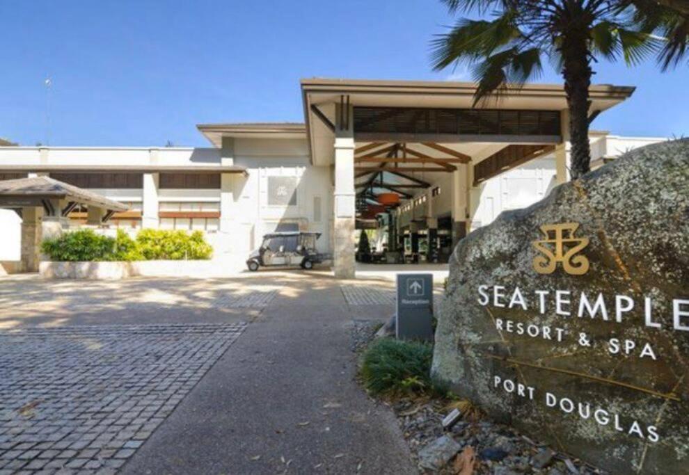 175 Temple 2 Bedroom Swimout Apartment Port Douglas