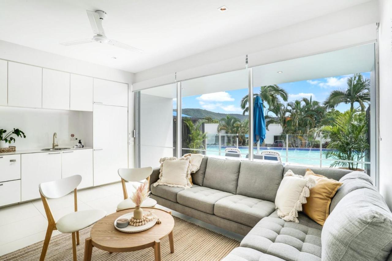La Dolce - Poolside Glamour * Port Douglas