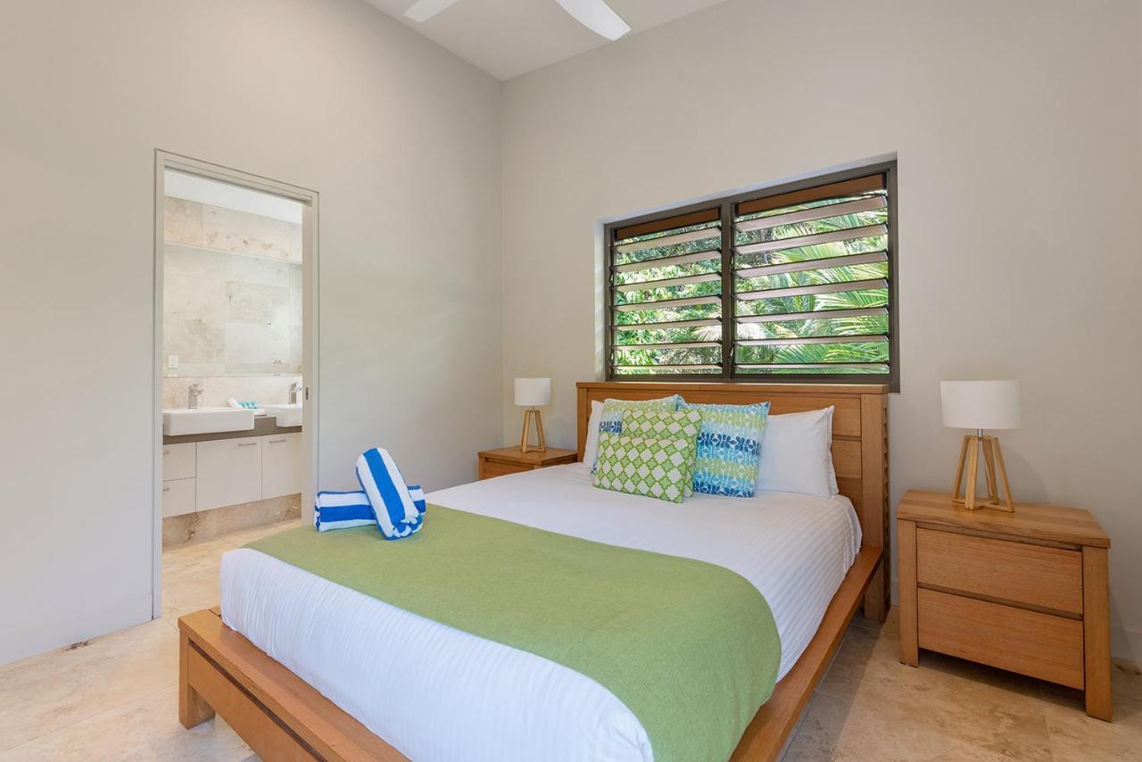 On The Hill - Spacious Tropical Panorama Villa Port Douglas