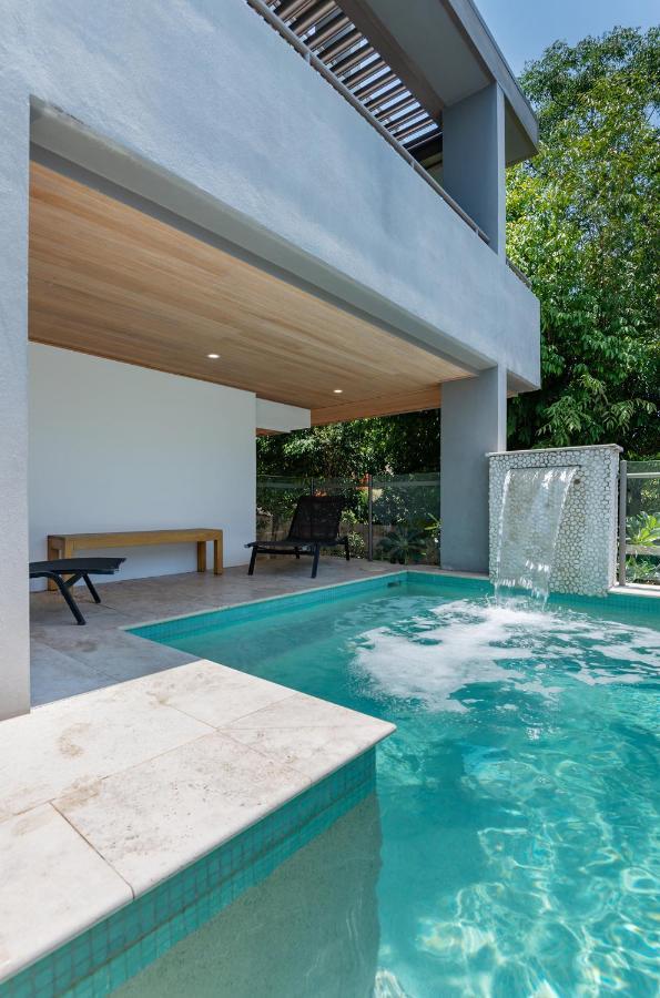 On The Hill - Spacious Tropical Panorama Villa *