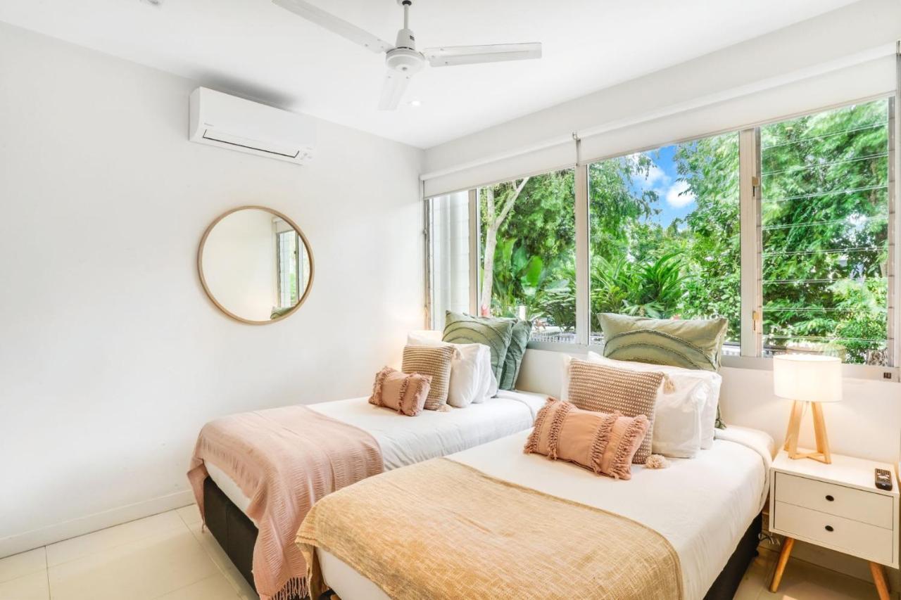 Apartment La Dolce - Poolside Glamour