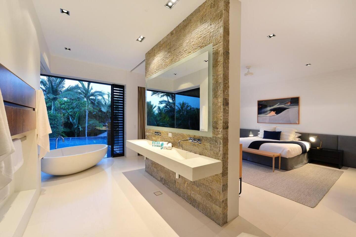 61 Street - Luxury Holiday home