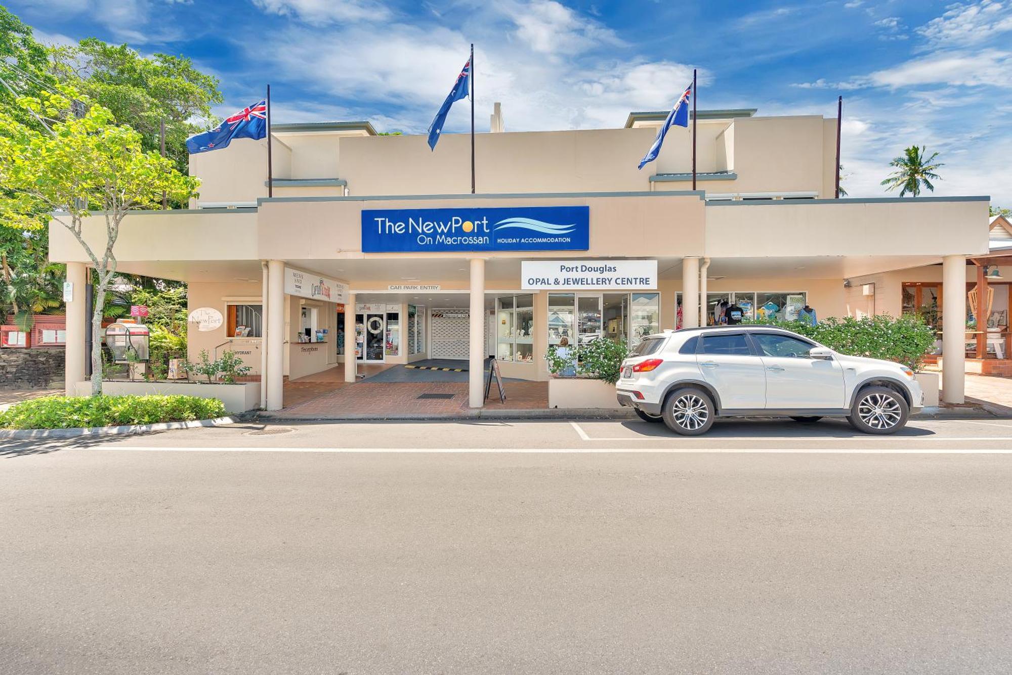 The Newport On Macrossan 4* Port Douglas