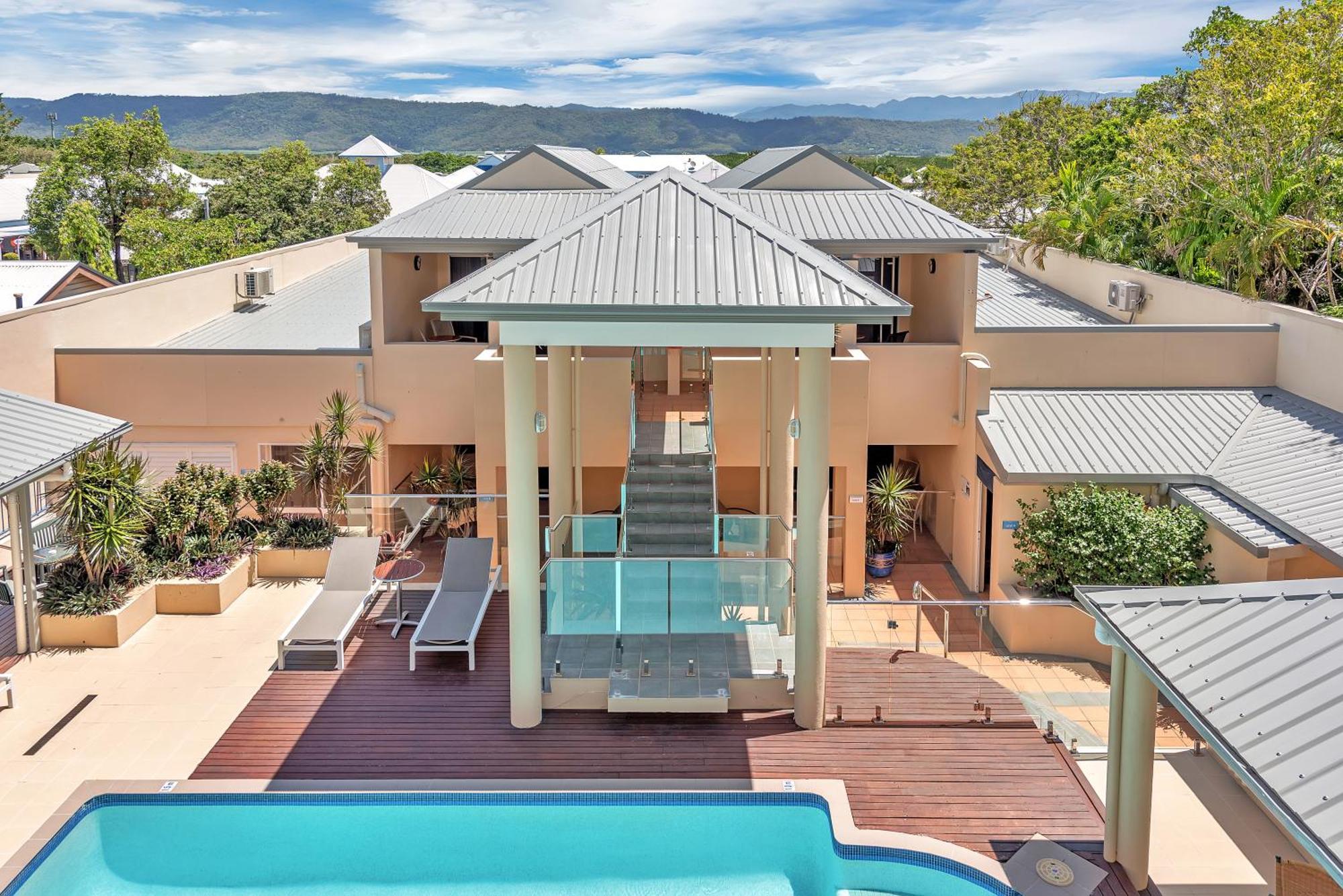 Aparthotel The Newport On Macrossan Port Douglas