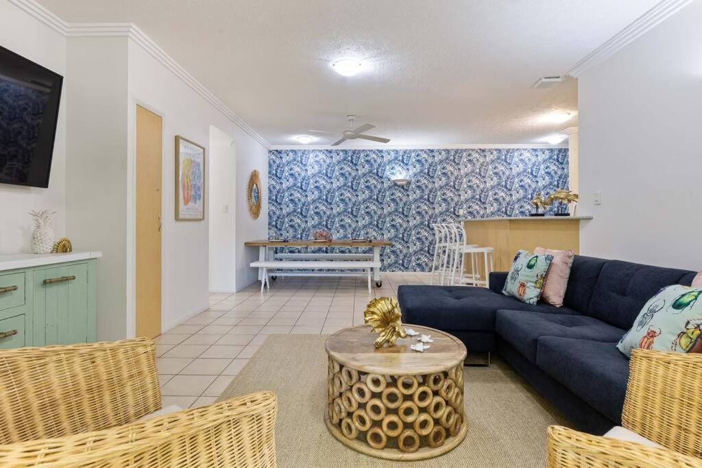 Apartment Laidback Living At Plaza Poolside Port Douglas