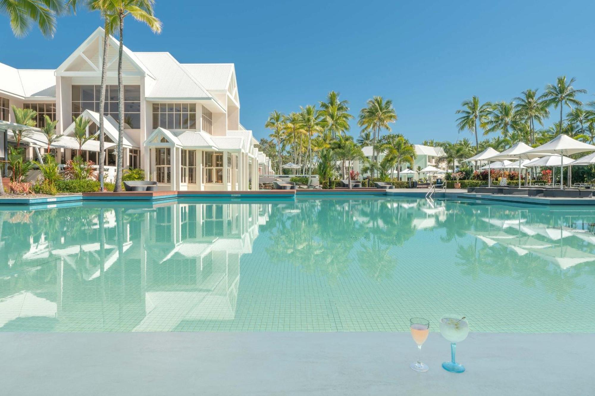 Sheraton Grand Mirage Resort, 5*