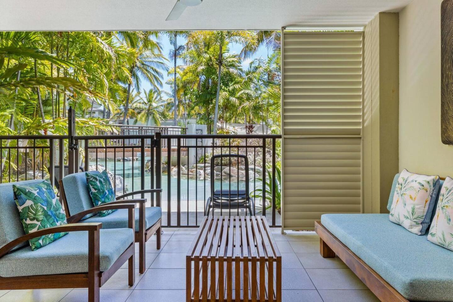 'the Palms' Swim-out Comfort Meets Tropical Charm * Port Douglas