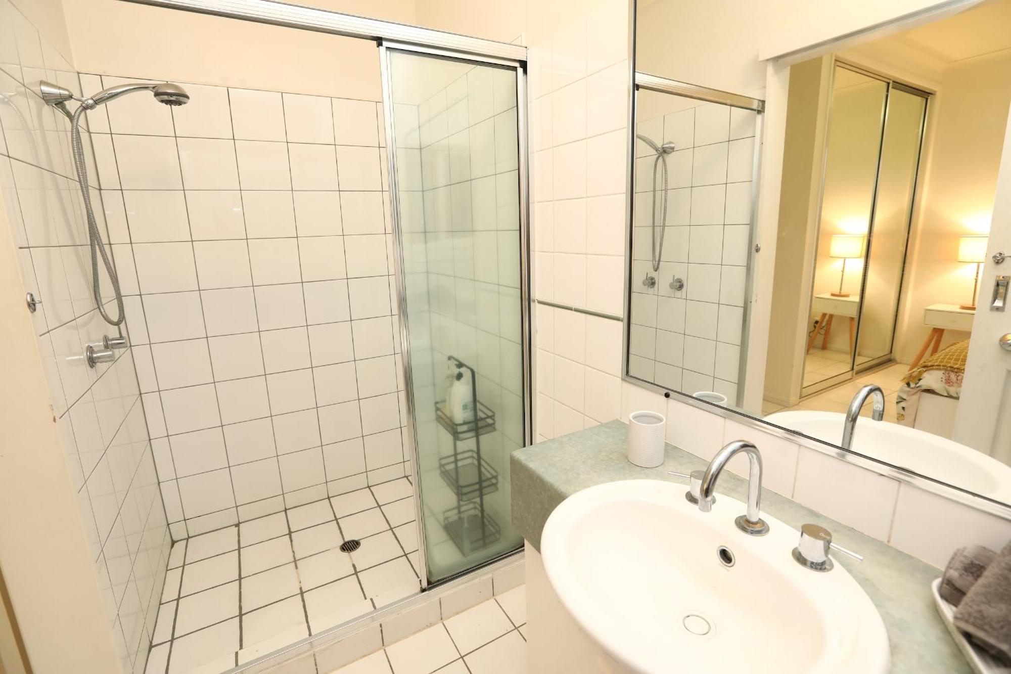 1 Bed Close To The Beach And Town