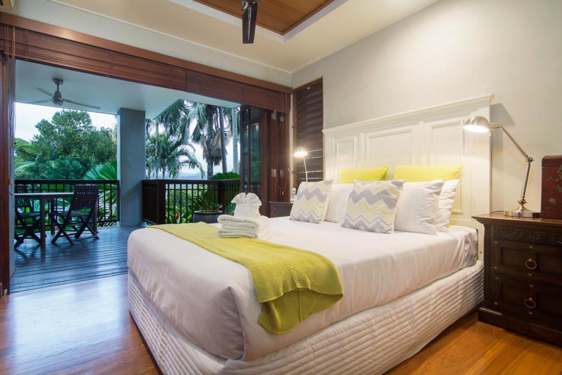 2b Far Pavilions Apartment *