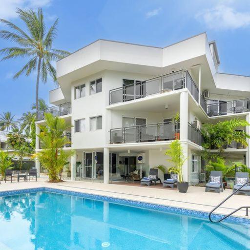 Aparthotel Marina Terraces 3*